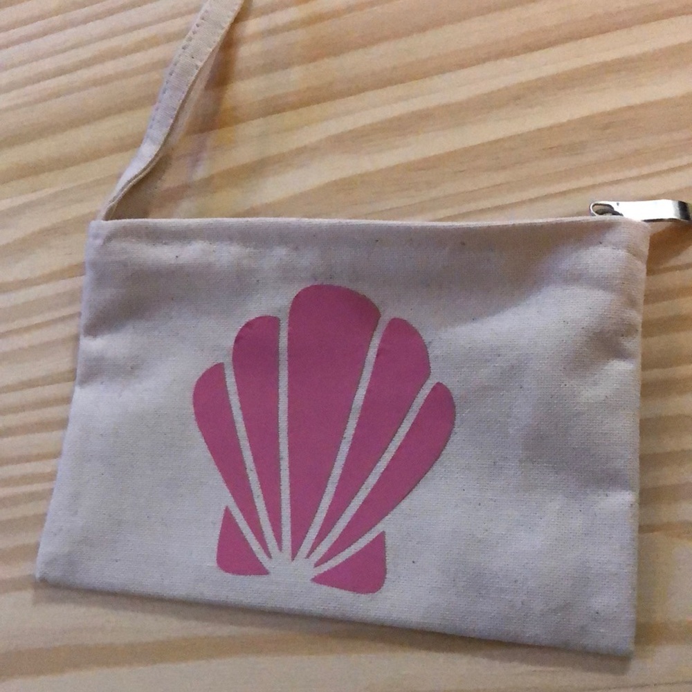 Seashell canvas zipper pouch